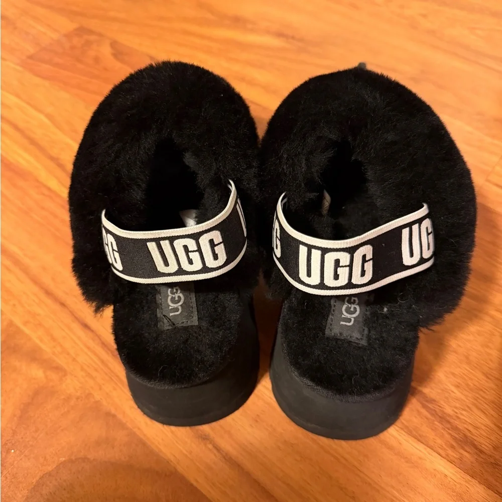 UGG Funkette Mules Size 6 - Picture 2 of 3